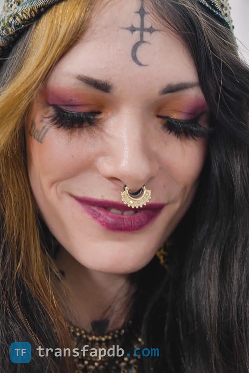 Amy Nosferatu