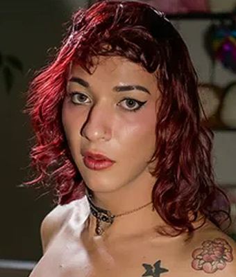 Ava Moon