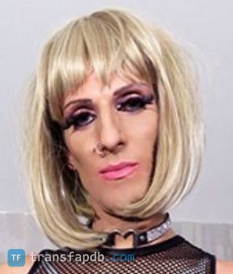 Lola Perron