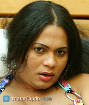 Monique Dourado