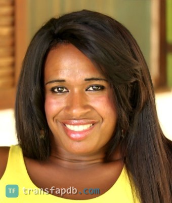 Naomy Oliveira