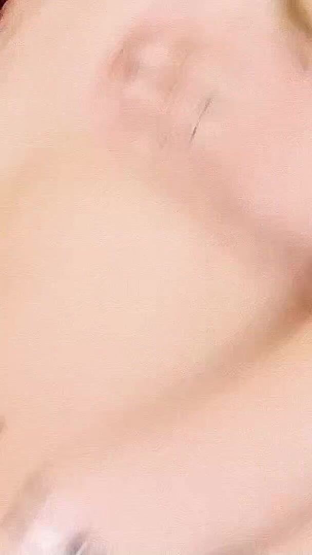 Blonde Tranny Carolina Secretly Gets Anal Sex in the Studio