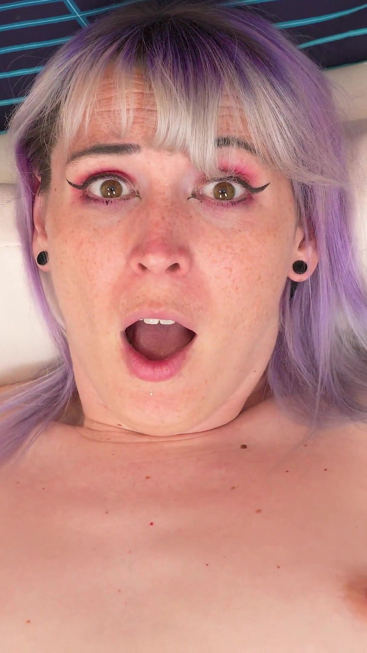 Cute Newcomer Gwyndoline Moon Gets Filthy with Her Favorite Toys